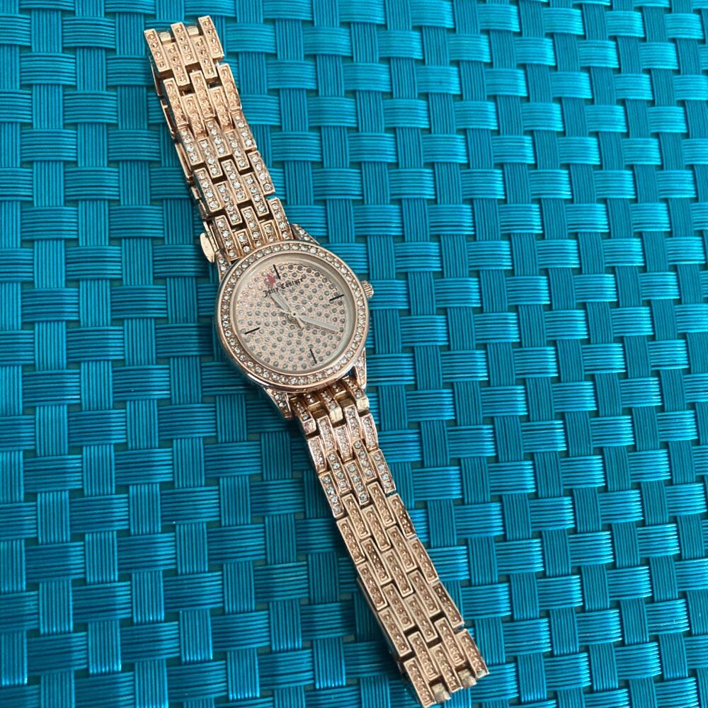 Juicy Couture NWOT Women's Rose Gold Bracelet Watch Bling Bling